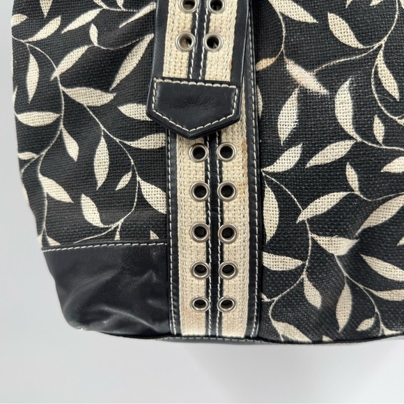 Isabella Fiore Vintage Beaded Embroidered Canvas Leather‎ Purse Bag, Black/Cream - Picture 5 of 10
